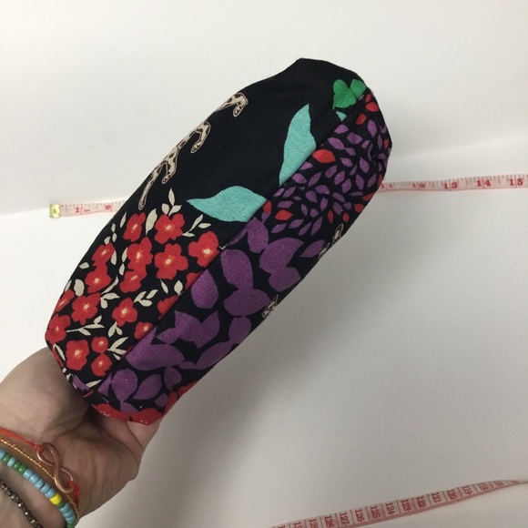 Safari & Hydrangeas Double-Sided Make Up Pouch - Picture 4 of 13